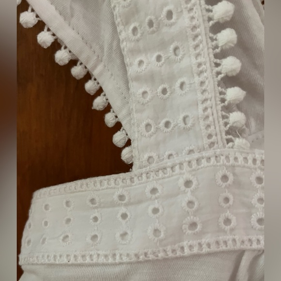 LOFT pompom lace on-off shoulder white top - NWT - Picture 3 of 5